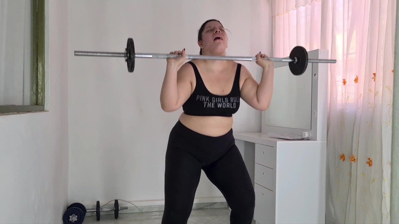 Alice H: Spousta potu