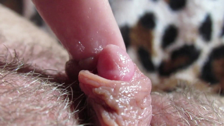 Cuteblonde666: Estremo primo piano sulla mia testa dura clitoride
