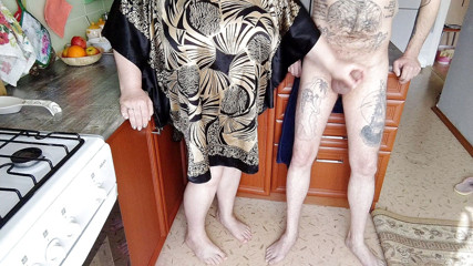 Zona901: Spolubydlící mi honí péro v kuchyni