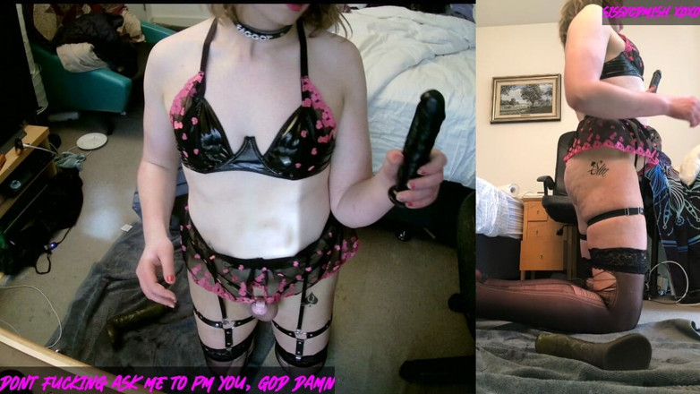 SissyCDMish: Sissycdmish - Musíš být alespoň tento gay, abys jezdil na velkém černém...