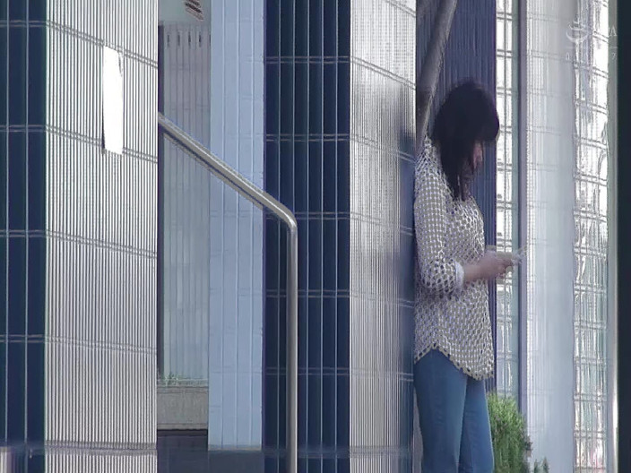 MBM3988: M607g08 o femeie matură a unei prestigioase liceu fată în Fukuoka...