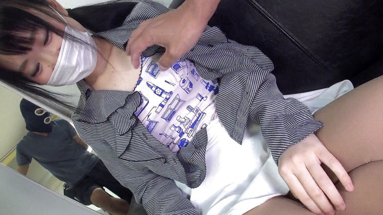 Asian happy ending: 흑인 대물 자지에게 따먹히는 아시아 소녀