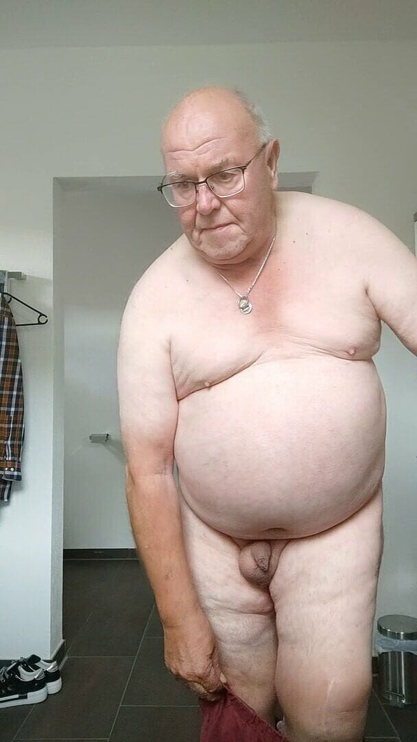 Karlchengeil: 내 보지를 핑거링하고 핑거링하는 걸 빨아