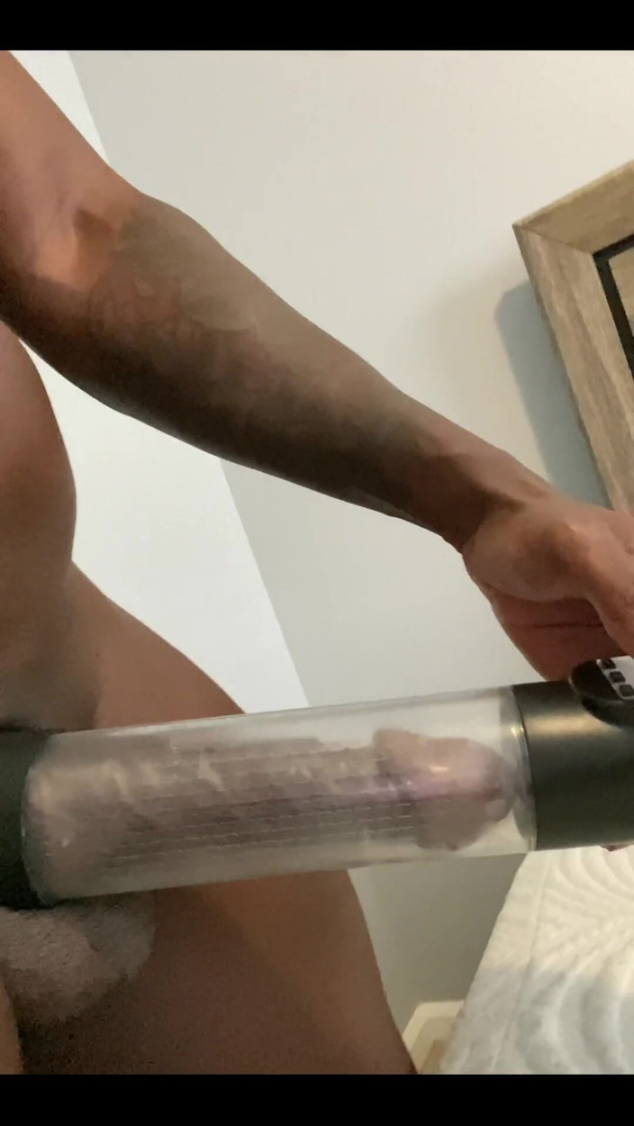 ThroatSeeker: J’ai essayé ma nouvelle pompe et ma poche. Gros et...