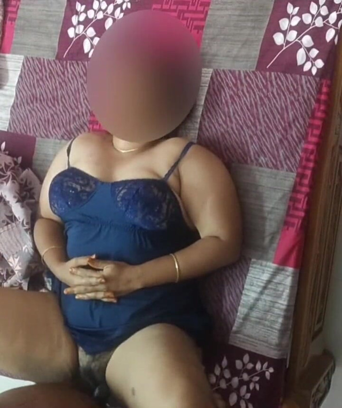 Black & white desicat: Ateşli desi boudi büyük sulu memeler zıplıyor sert dölleme seksi