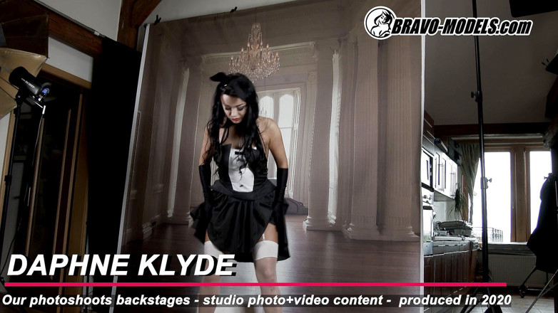 Bravo Models Media: 388-Backstage-fotografering Daphne Klyde - Vuxen