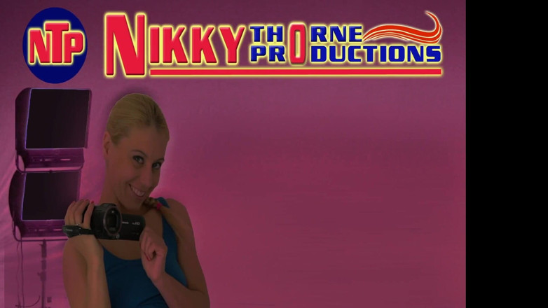 Nikki Thorne Bi: Bắn tinh đôi cho cuckolds