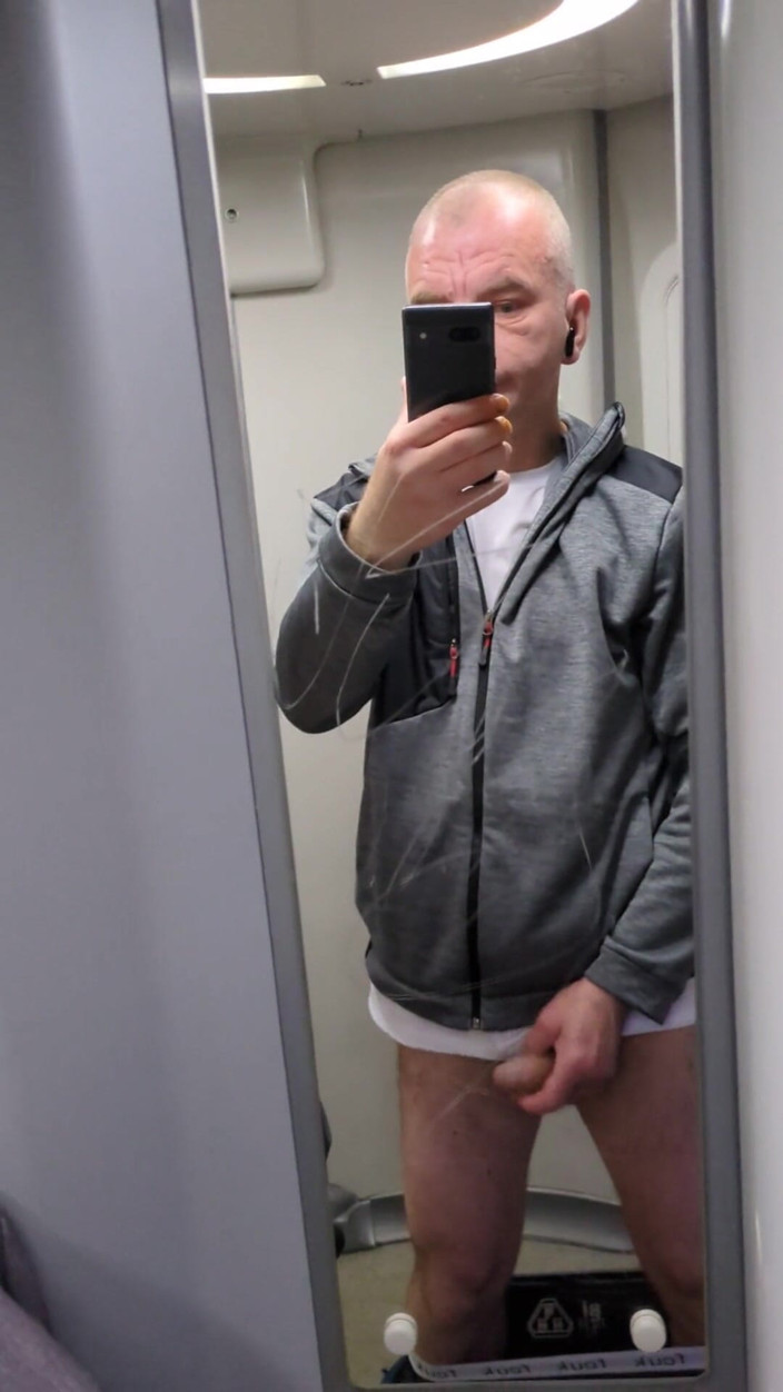 Polishx: У туалеті