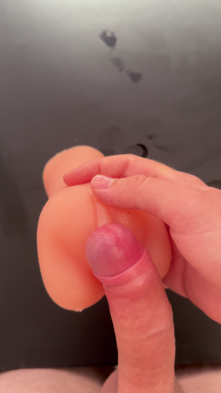 SoloEdgeMaster: Coño de juguete sexual y gran corrida en el coño