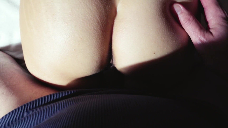 Jay_kate: Milf en liguero follada con perfecto culo me corro en...