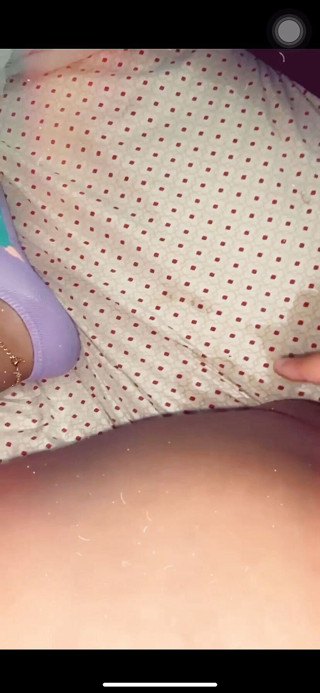 JuicyLucii: Làm cho tôi phun nước ngọt ngào