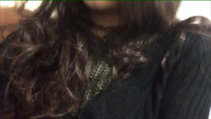 Adorable Teen: 내 처녀 보지에 열을 많이 느끼고, 나에게 그런 일이 일어날 때 어떻게해야할지 모르겠다!