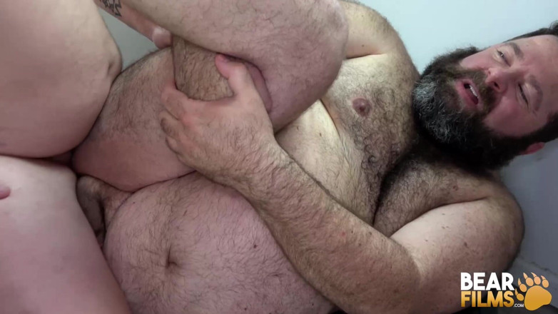 Bear Films: Bearfilms Bearded Bear The Brisket Drills par Riley Coxxx