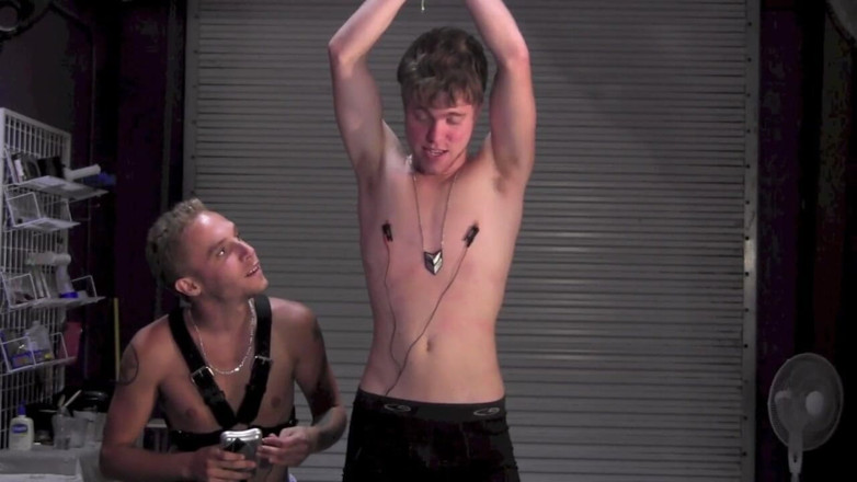 Dream Boy Bondage: Złodziej samochodów - rozdział 3