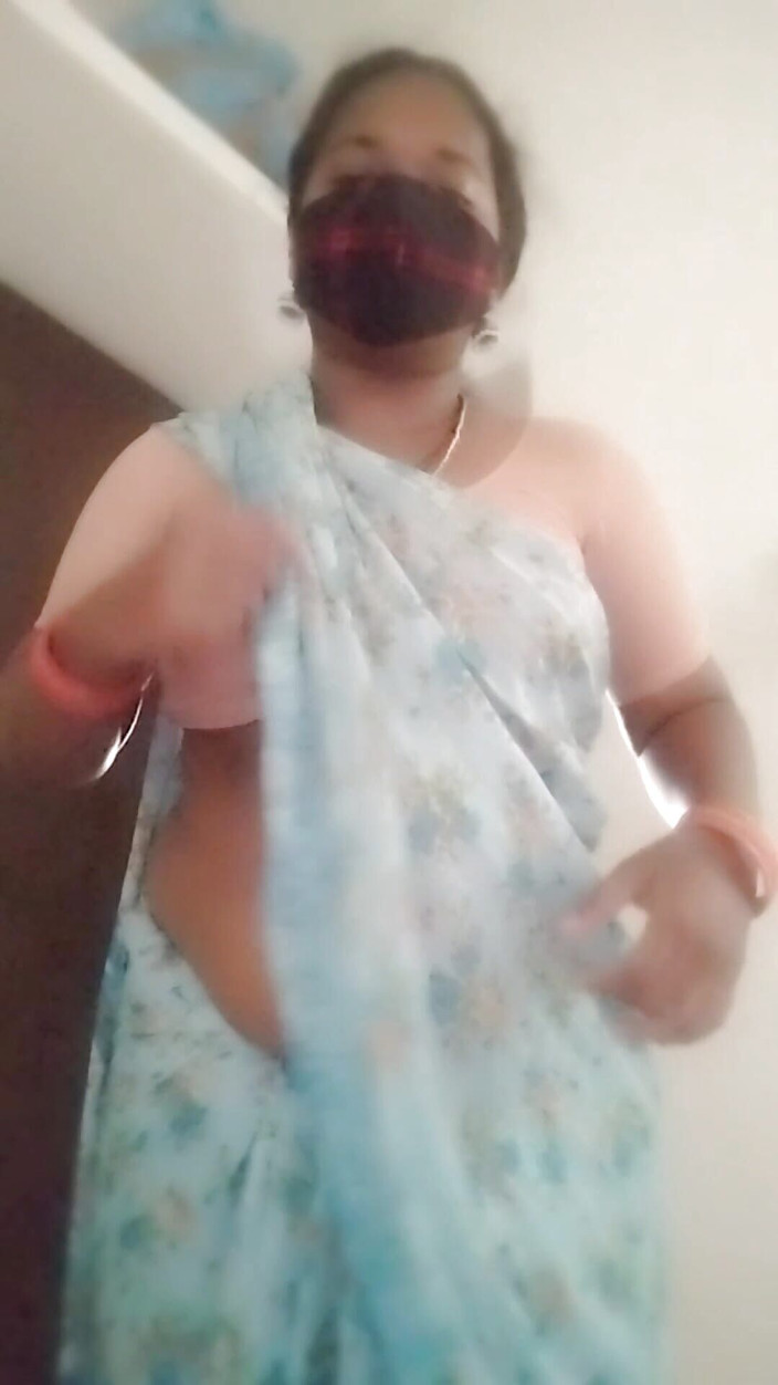Desi World: गंदी तमिल सौतेली बहन फोरप्ले डेमो गंदी बात