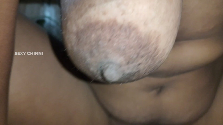 Sexy chinni: Tvrdé šukání mé sexy manželky na koni na mém péru