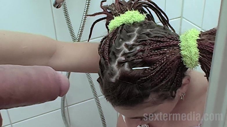 Sextermedia by Pete: Amateur-schlampe zeigt das volle fickprogramm