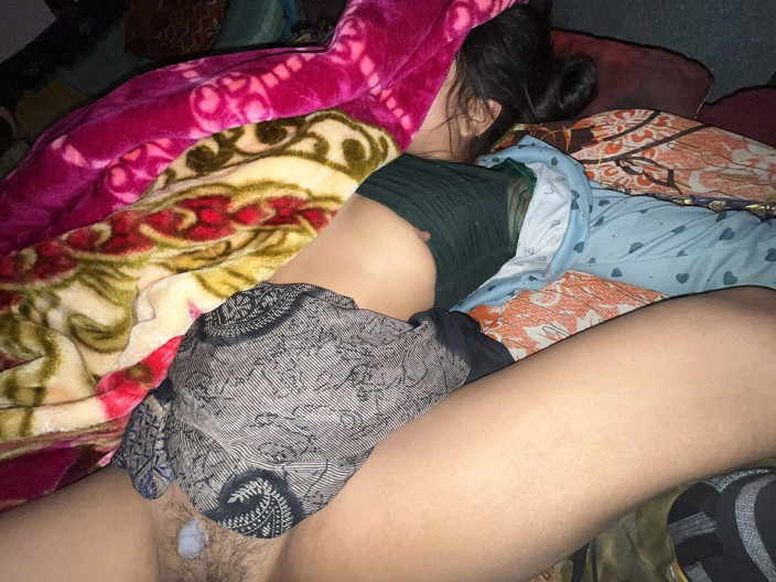 Ritu: Dimineața, cumnata cumnata.
