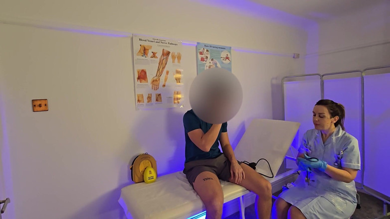 Mr LDN Lad: Echte Britische Krankenschwester Bläst Mich in Der Klinik!