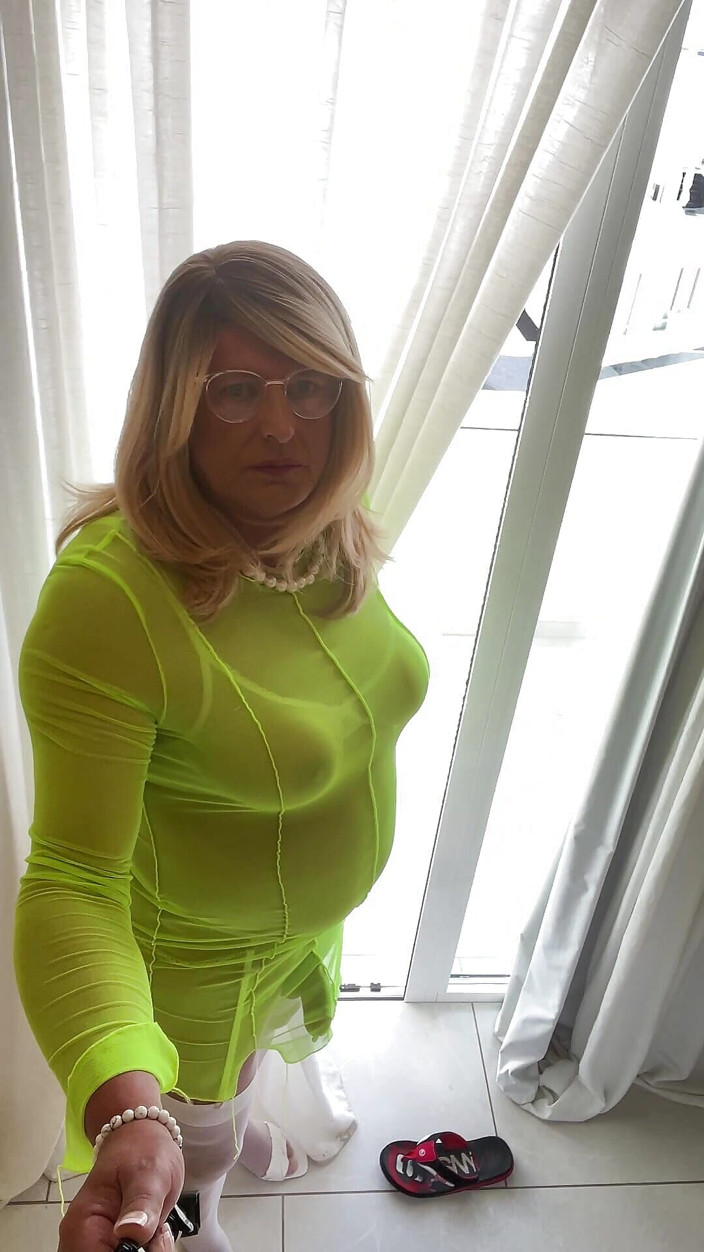 Kellycd2022: Amatir crossdresser kellycd2022 milf seksi masturbasi kontol gadis banciku dan...