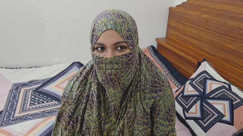 Banglavabi: Efendinin karısını yalnız buldum ve onu siktim. Bölüm 01