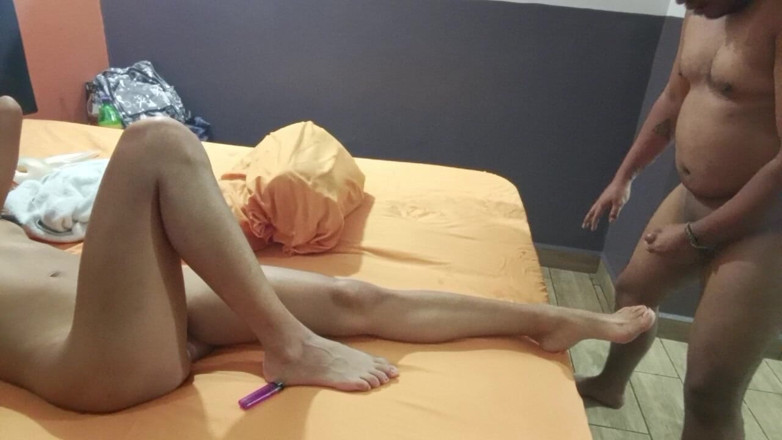 Skinnydanie21: Mi Flaca Hermanastra Follada Al Estilo Perrito Delante De Un...