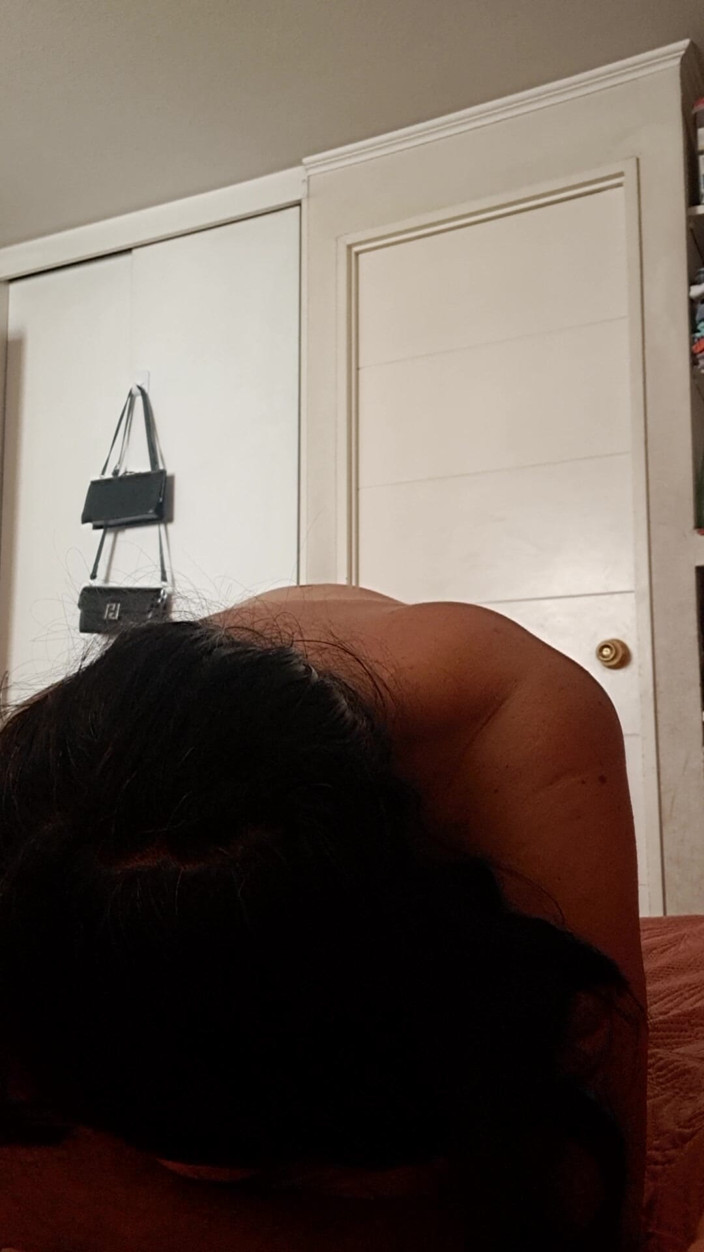 Mommy big hairy pussy: Mãe de quatro esperando para transar