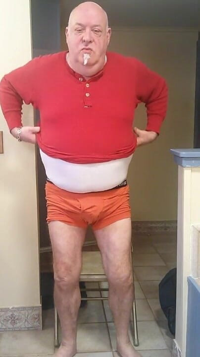 beardaddychub: thekedaar se striptiz