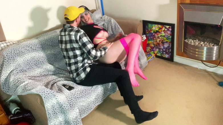 BiMFCoupleUK: Een vriend verleiden via videochat