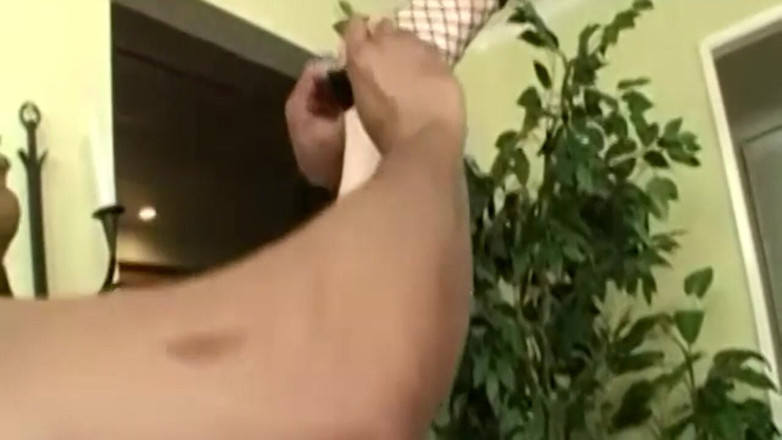 Bitch hunter: 흑인 대물 자지 따먹기 후 뚝뚝 떨어지는 넓은 후장 벌리기