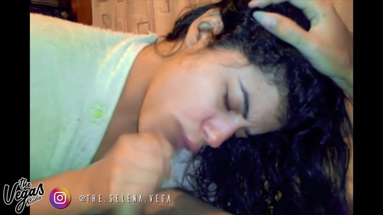 Selena Vega: Mamada POV Después De La Ducha: La Joven Yo Chupando...