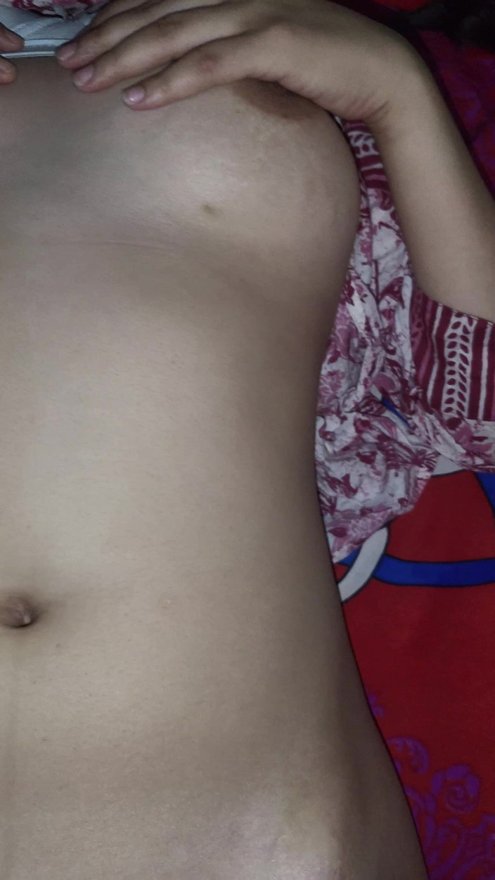 jaanvikapoor2580: Video xxx pepek ketat kampung India, awek desi kampung dengan...