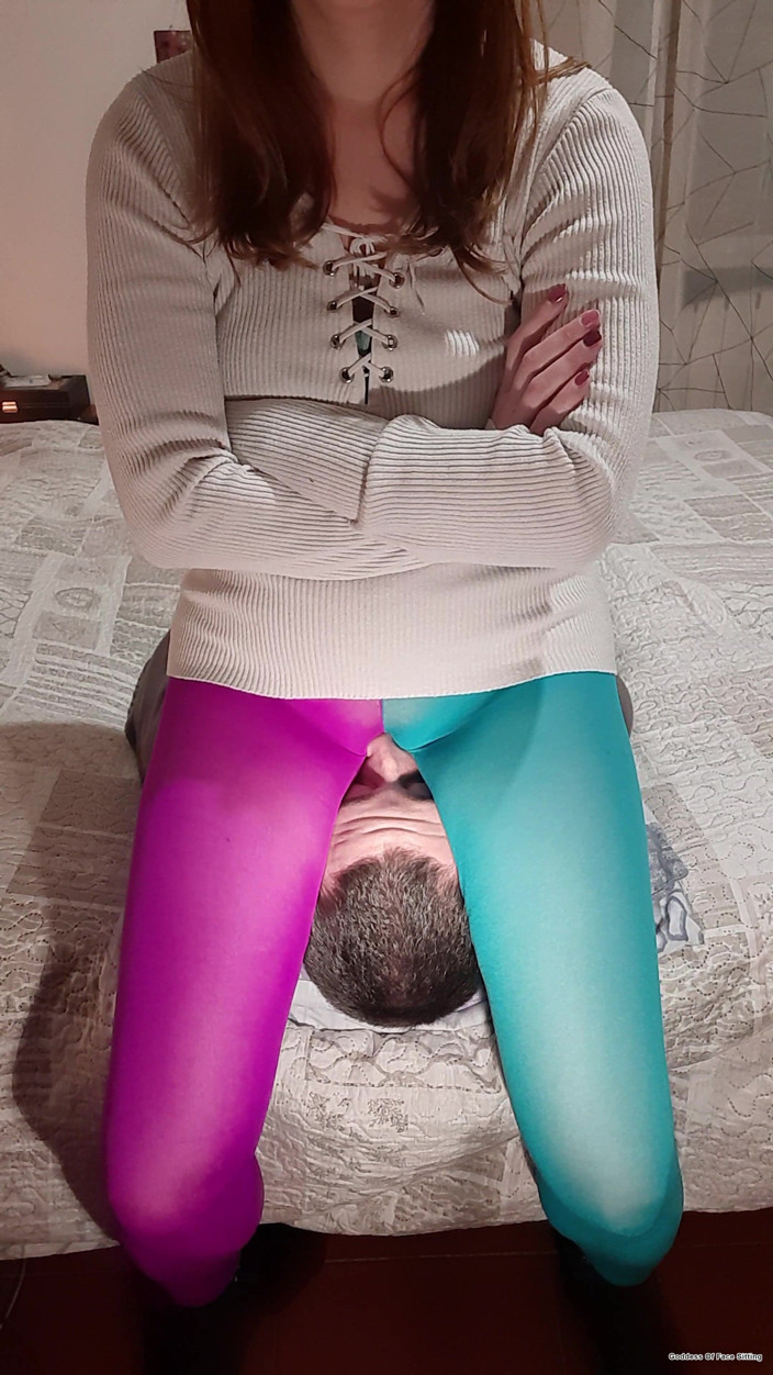 goddess82: Сексуальная Stephanie Smoth ' ее бедная рабыня!