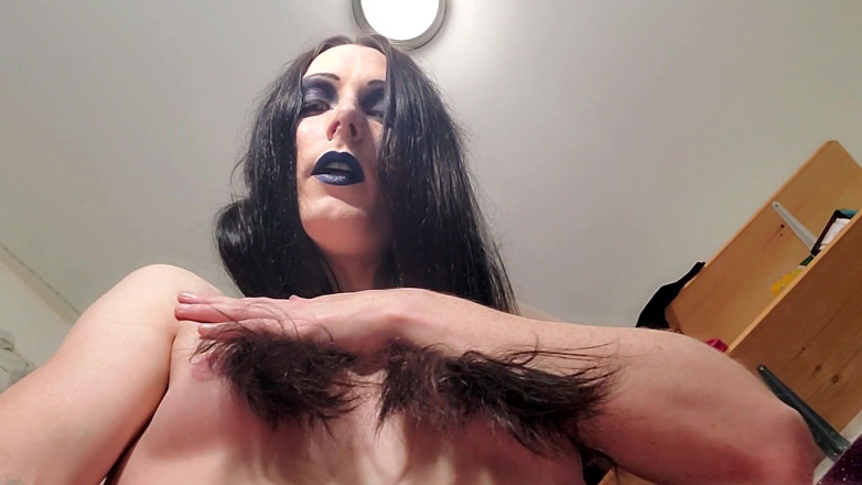Ivyrose499: Trans macecha tě potrestá, protože šukáš líná