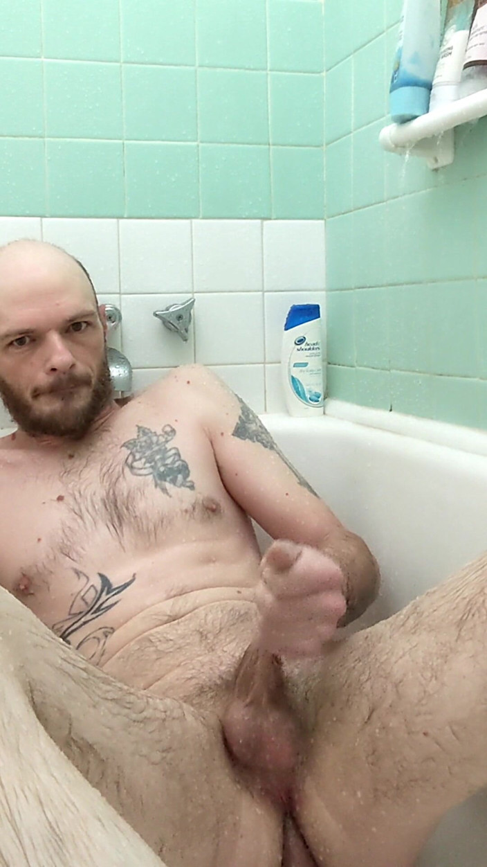 Codi Bonez: Jízda na tvém velkém čůrákovi ve sprše
