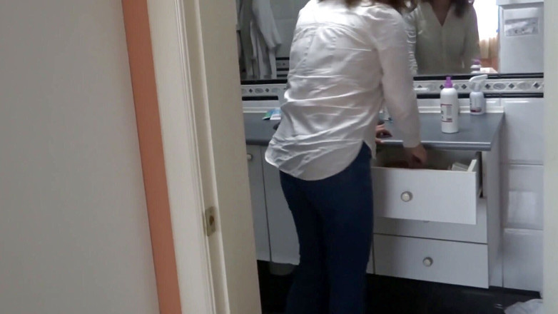 Ardientes69: Mia cognata adora mostrarsi mentre lei mi chiede di mostrarle...