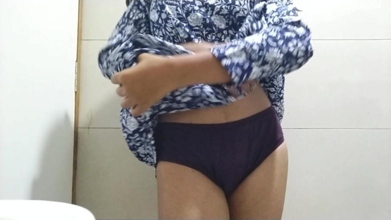 Surbhi453: Kakak ipar india sama aparnya