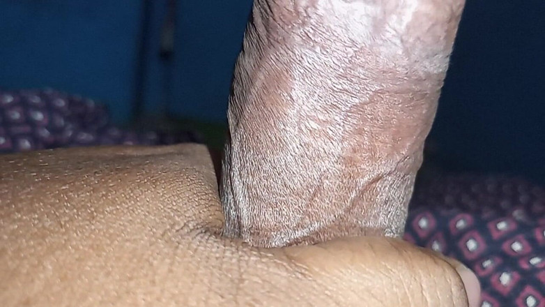 Sweet Indian cock: Bite desi