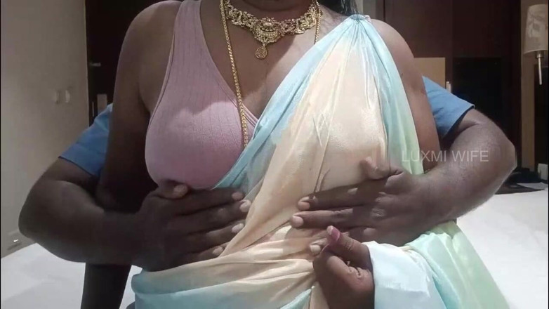 Luxmi Wife: sautela bhaee saari men apni sauteli bahan ko chod raha...