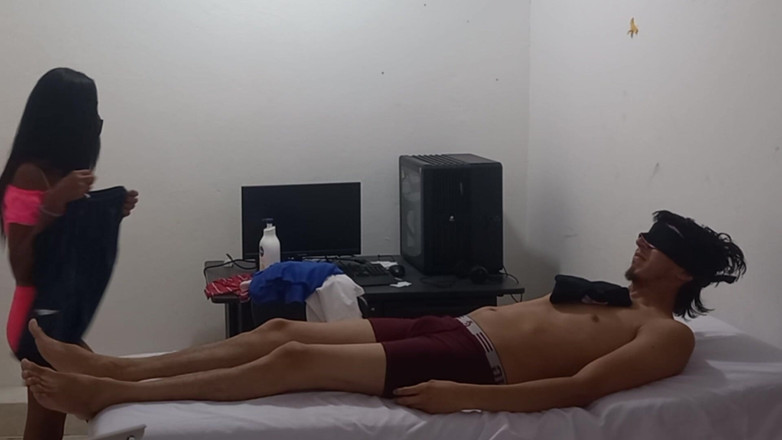NEGRITA SEXY: O médico faz uma consulta mórbida a um paciente que...