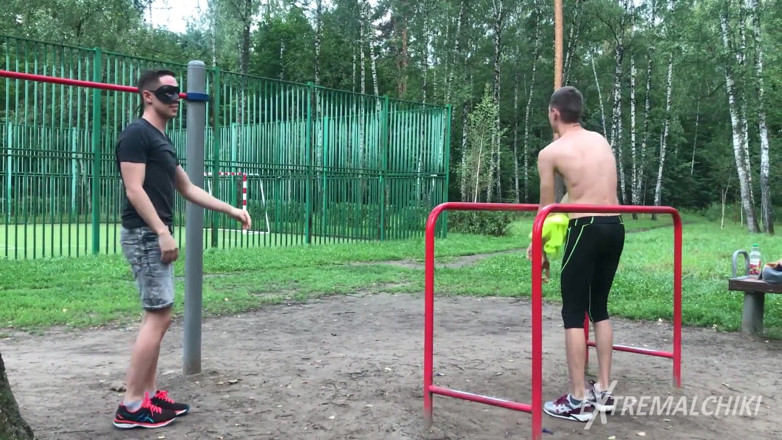 Extremalchiki: Секс-спорт в парку