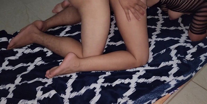 Wil9727: Gini nih caranya dia supaya adik tiriku bisa masukin ke...