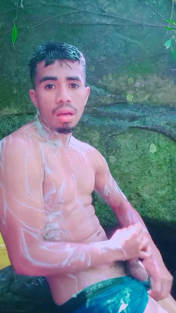 Josueacuna: Handjob di bilik air 1
