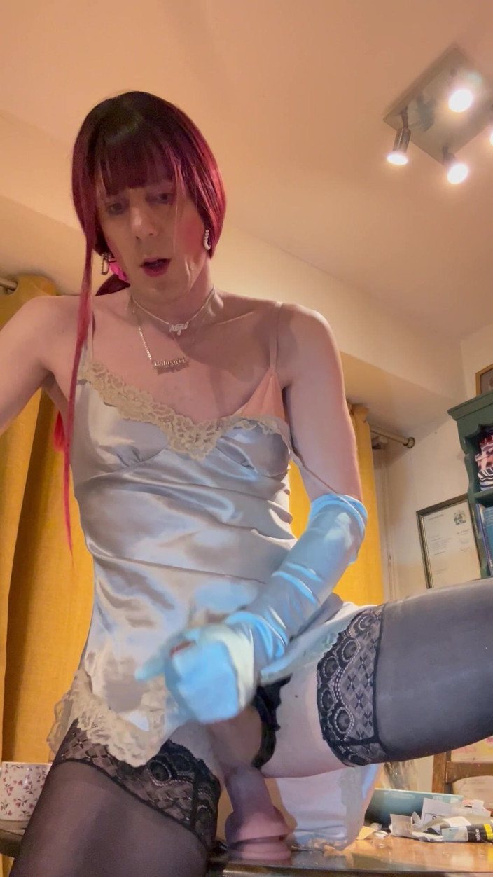 Jessica silk: Jess seide reitet dildo