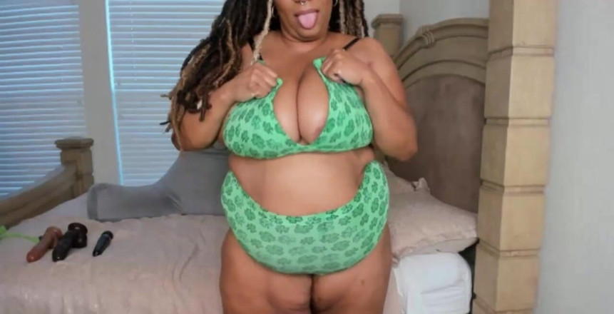 Josie4yourpleasure: Stream begann 18.03.2022 12:05 Uhr