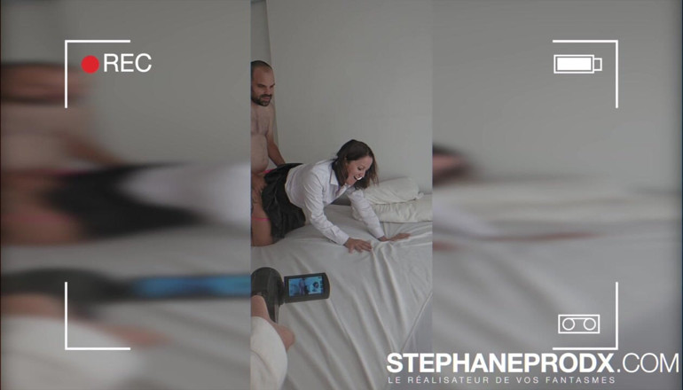 Stephprodx: Французская Ellie за кулисами в розовом нижнем белье с Stephane Prodx