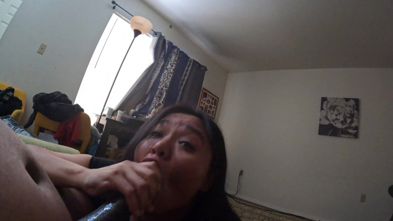 DeesDeepThroat: Slarvig avsugning