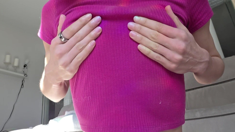 Ms_Emmy_Lynn: Gioco di tette da vicino con le mie spettacolari tette...