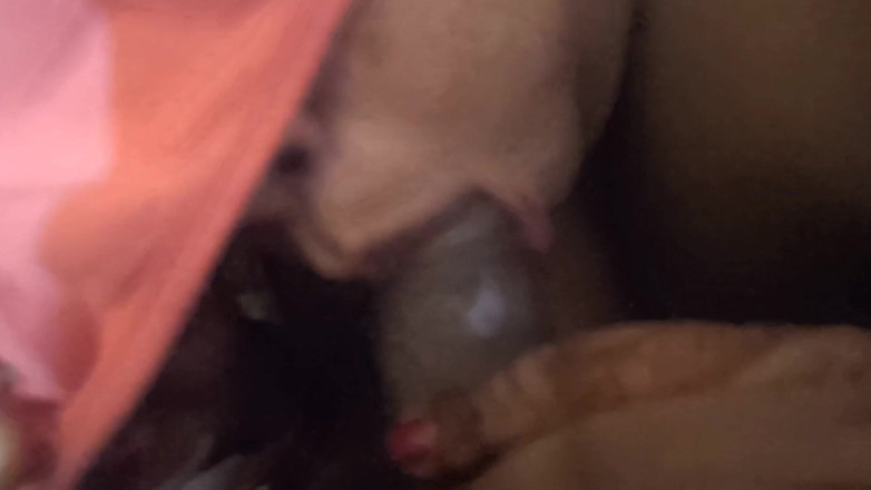 Suneeta bhabhi: Szwagierka szwagra ssała kutasa, długo ssała kutasa