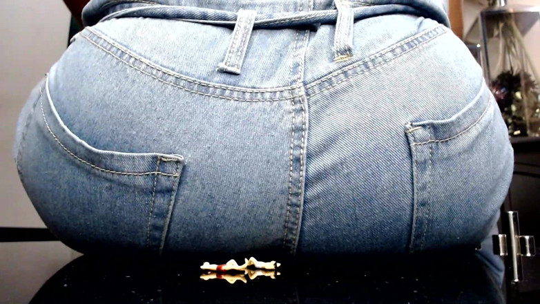 Maeling: Chlapci zničeni v jeans ass-fyxiation s Obřím zadkem nevědomí